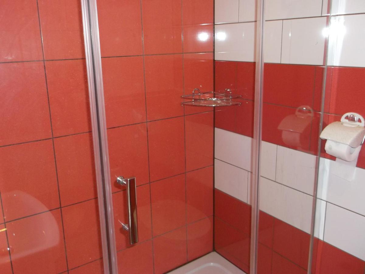 Hotel Gosciniec Iwona Glucholazy Esterno foto